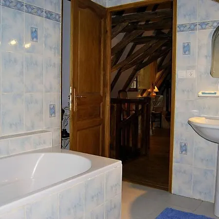 Sleeps 6 Pool * Thenon