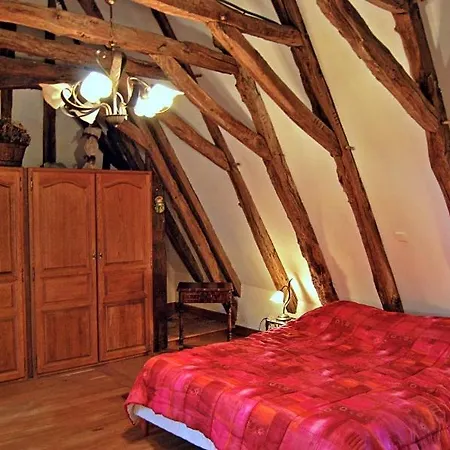 Sleeps 6 Pool *