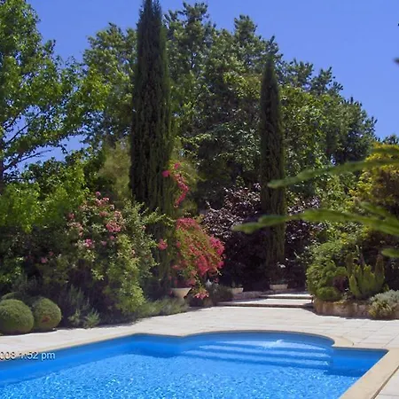 Sleeps 6 Pool 别墅 Thenon