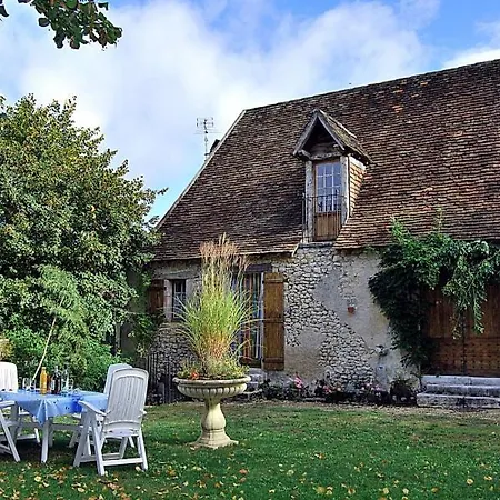 Sleeps 6 Pool Thenon